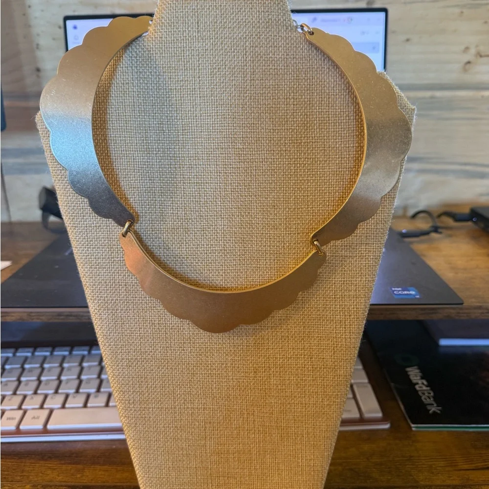 Scalloped Gold-Tone Statement Choker Necklace - Picture 2 of 2
